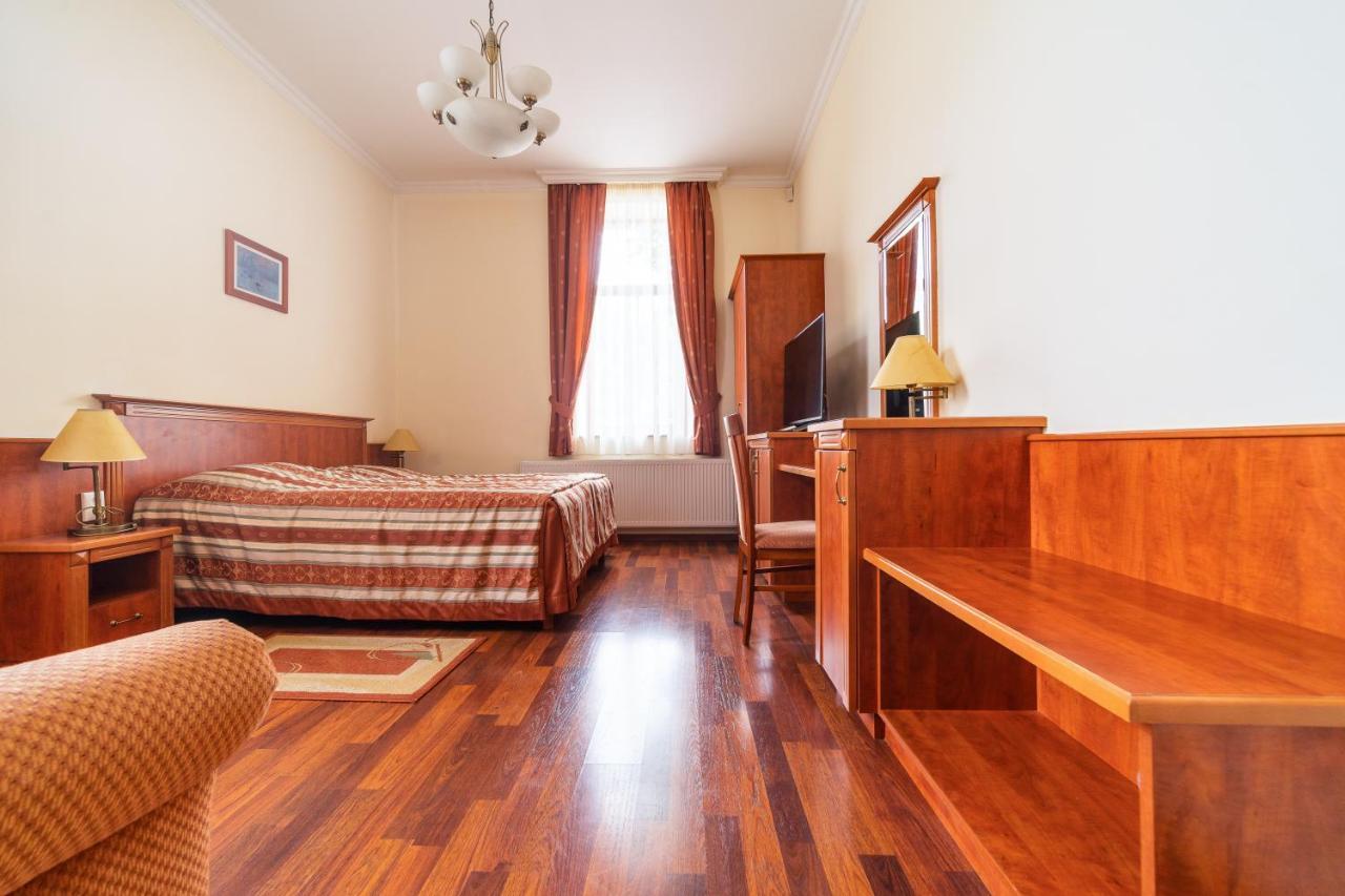 Hotel Pannon Panzió Mohács Esterno foto