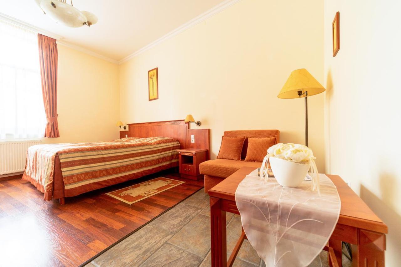Hotel Pannon Panzió Mohács Esterno foto