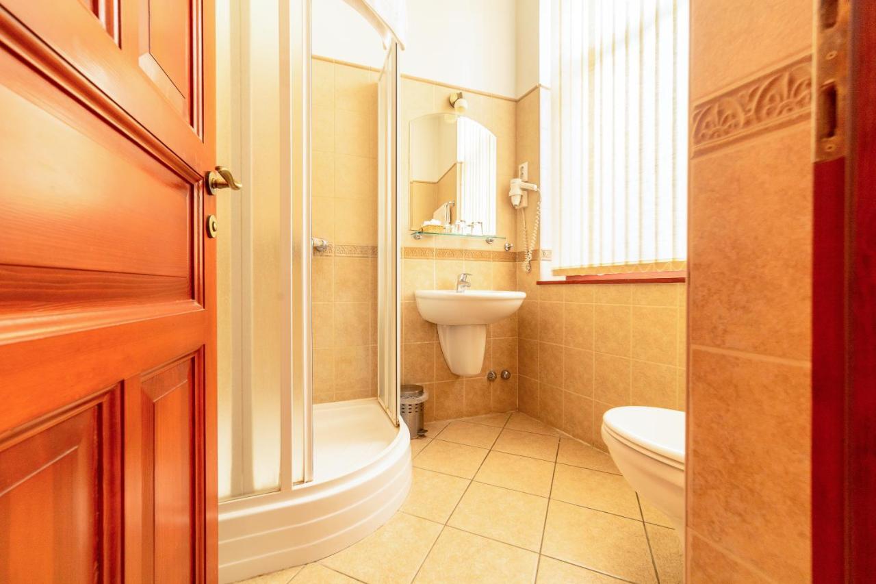 Hotel Pannon Panzió Mohács Esterno foto