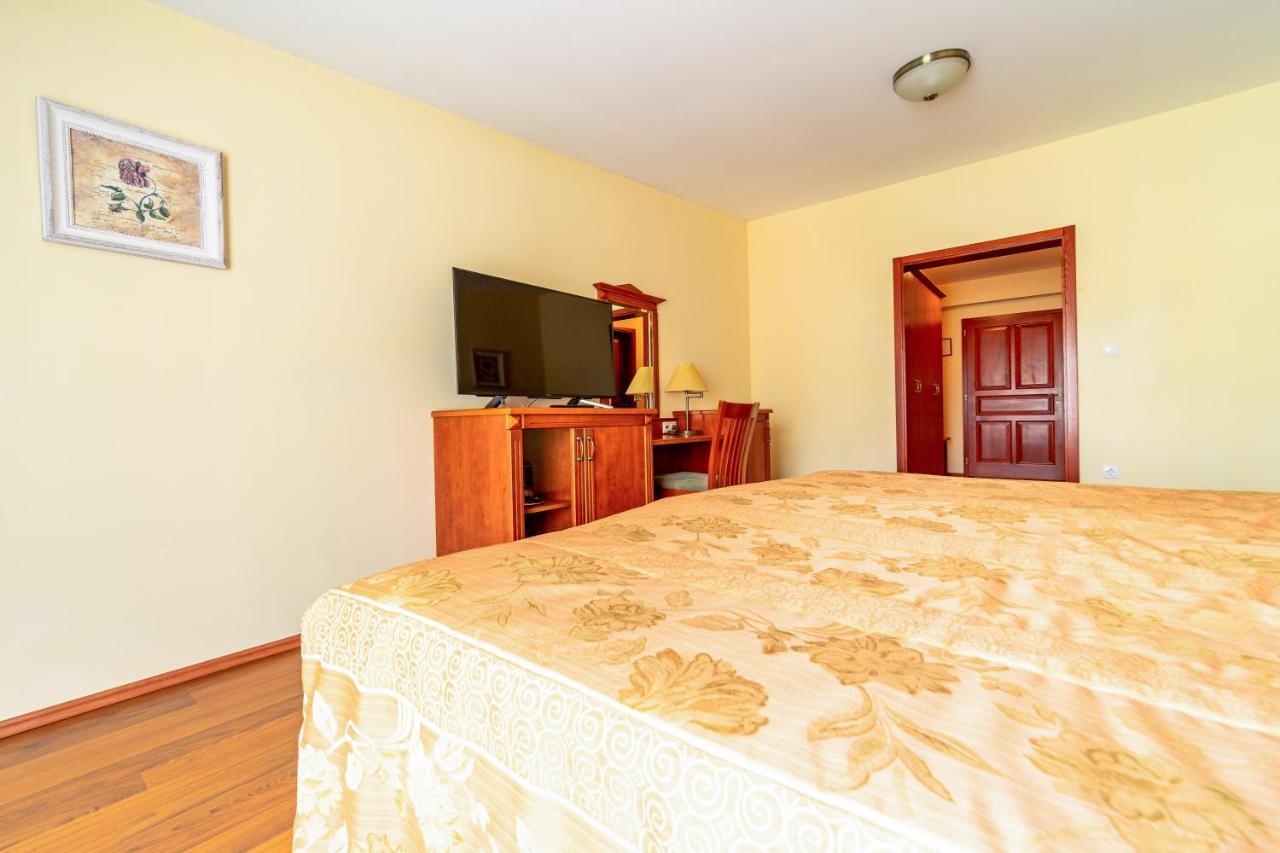 Hotel Pannon Panzió Mohács Esterno foto